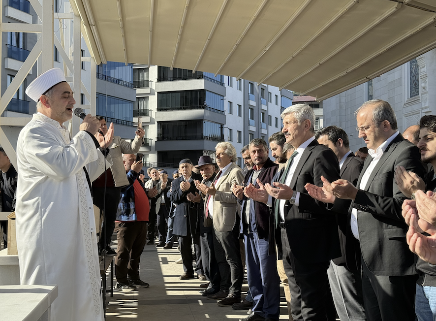 Ekran Resmi 2025 12 03 15.14.57