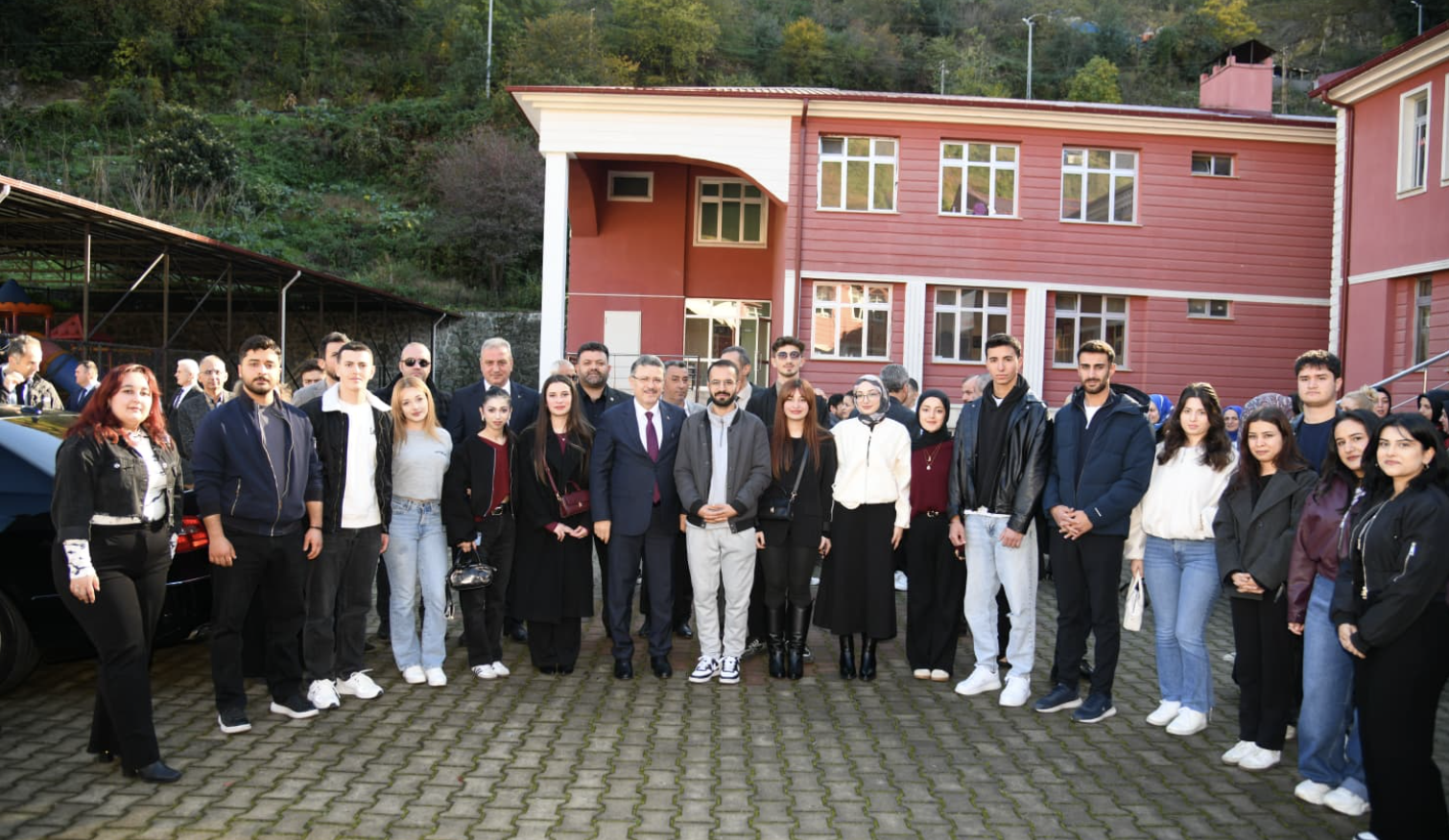 Ekran Resmi 2025 12 04 13.28.01