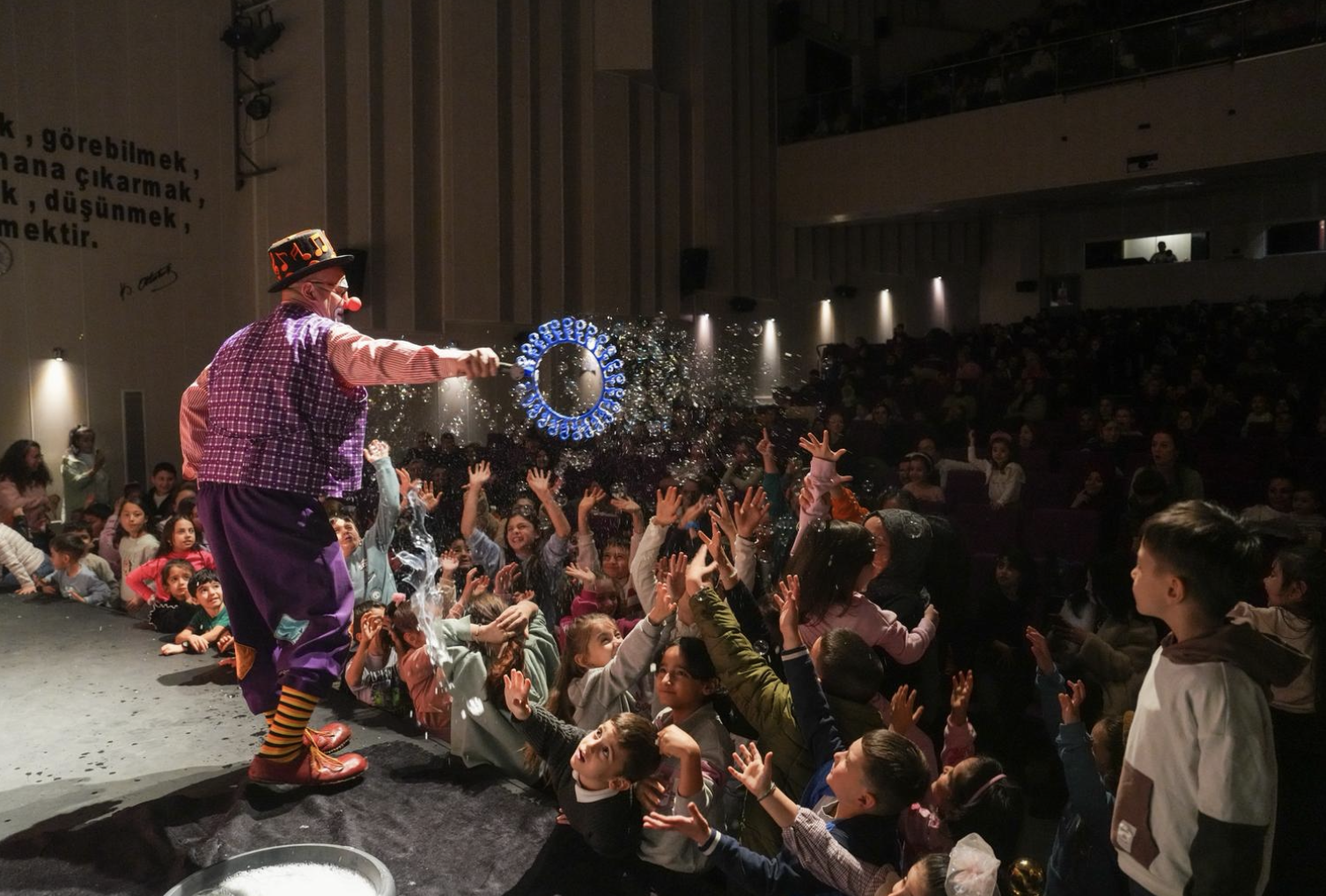 Ekran Resmi 2025 12 08 12.23.02