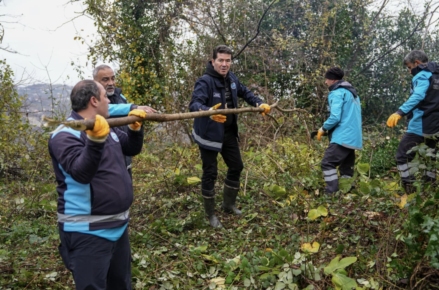 Ekran Resmi 2025 12 15 12.25.07