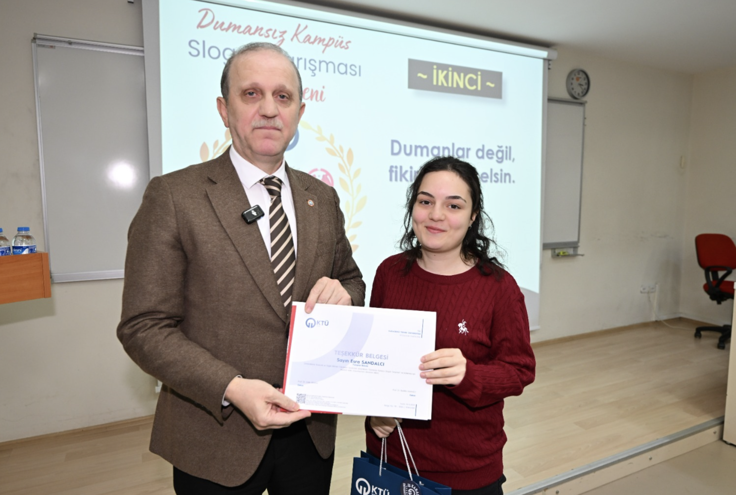 Ekran Resmi 2025 12 16 16.43.24