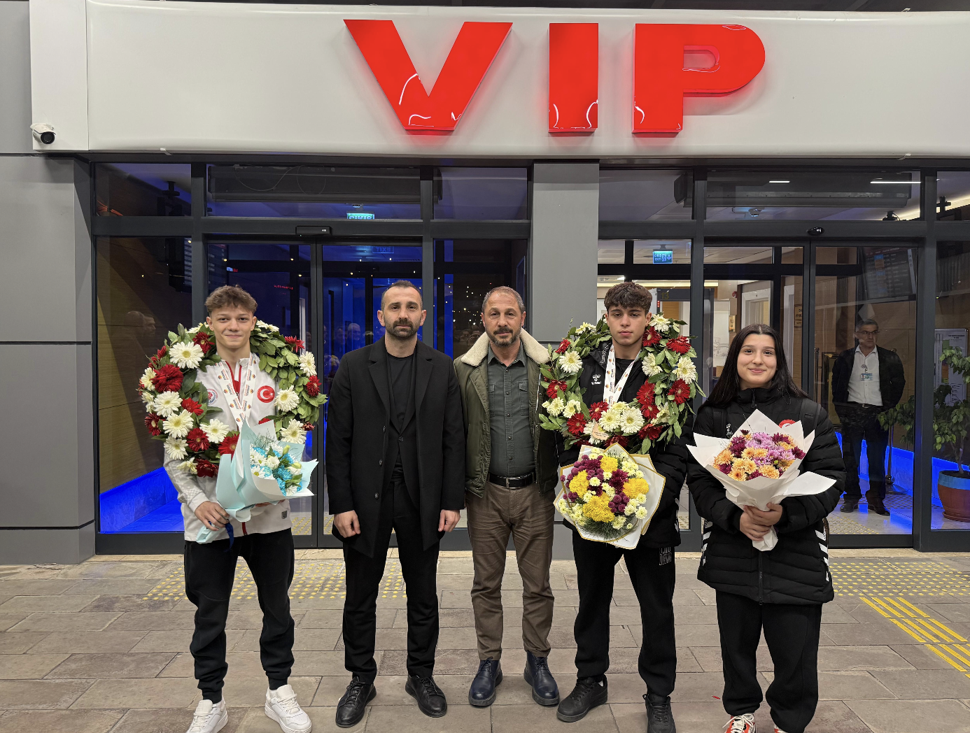 Ekran Resmi 2025 12 18 21.36.33