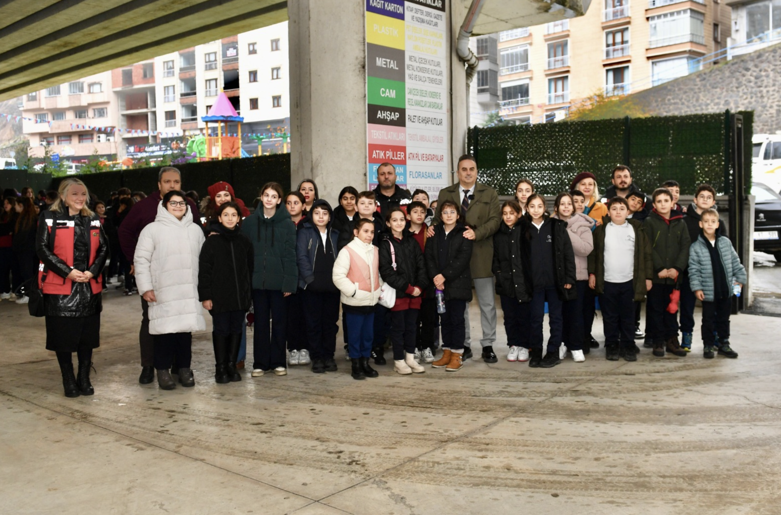 Ekran Resmi 2025 12 21 12.03.30