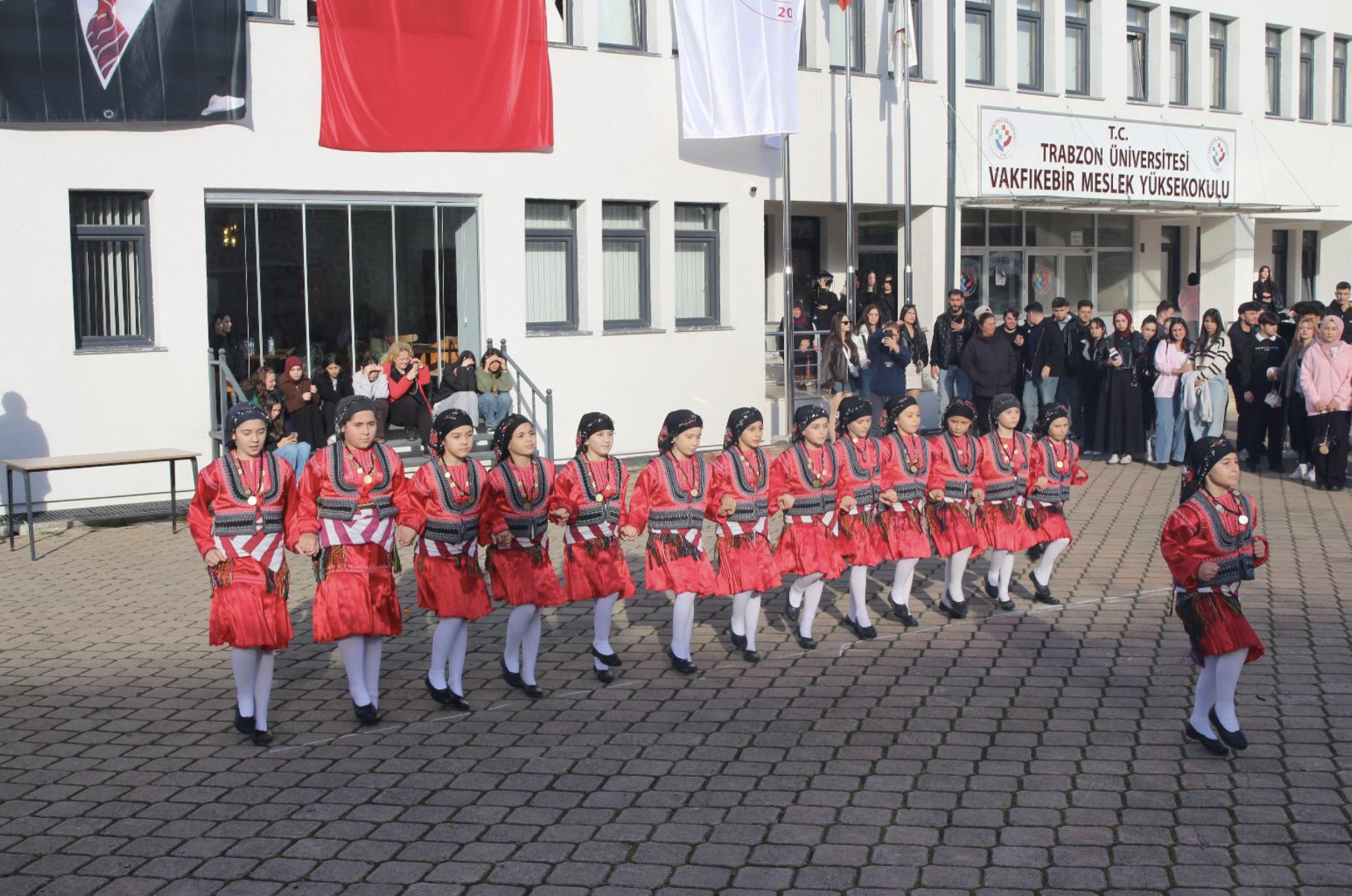 Ekran Resmi 2025 12 21 17.28.00