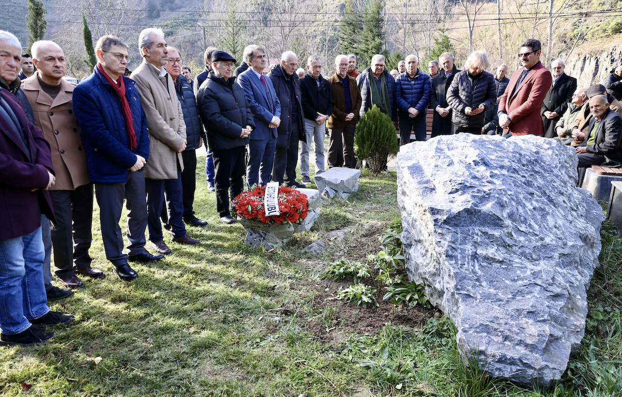 Ekran Resmi 2025 12 22 15.35.11