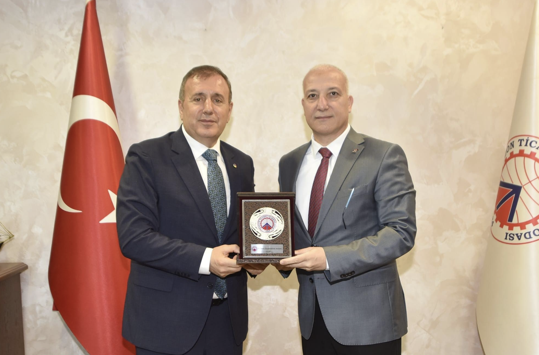 Ekran Resmi 2025 12 23 14.35.36