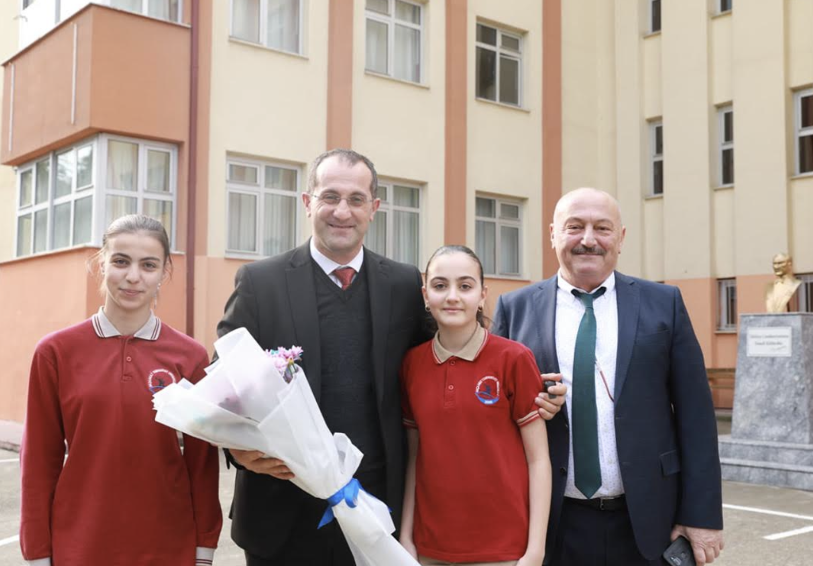 Ekran Resmi 2025 12 25 11.54.26