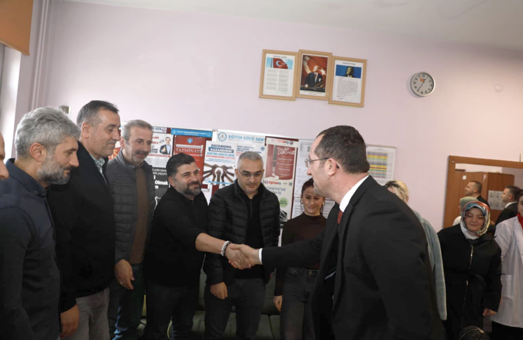 Ekran Resmi 2025 12 25 11.54.30