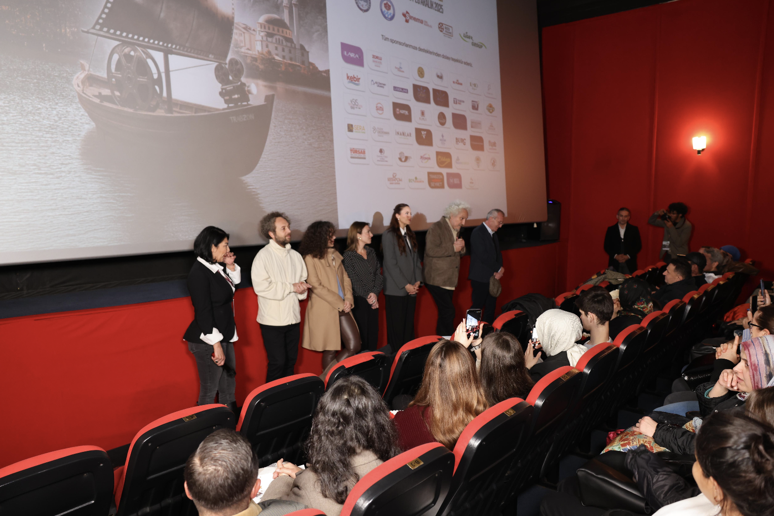 Ekran Resmi 2025 12 25 12.44.53