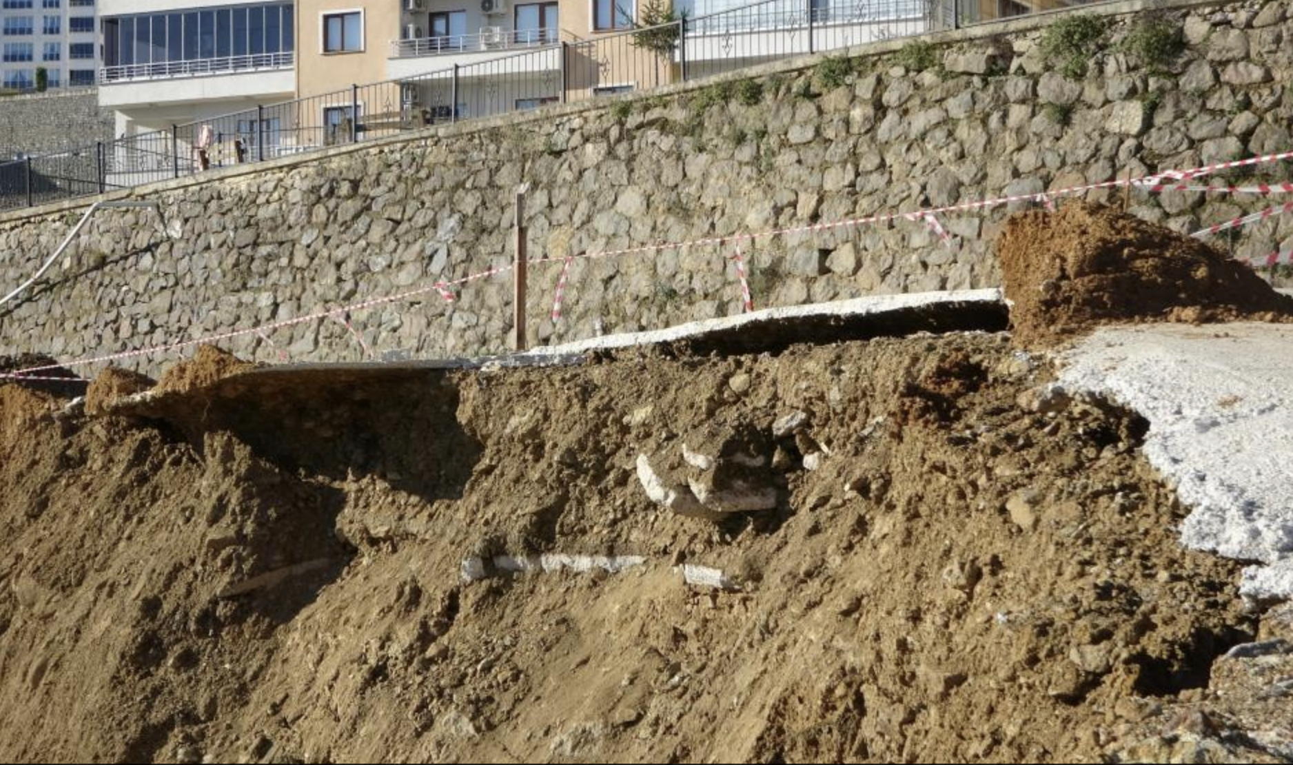 Ekran Resmi 2026 12 31 09.32.43