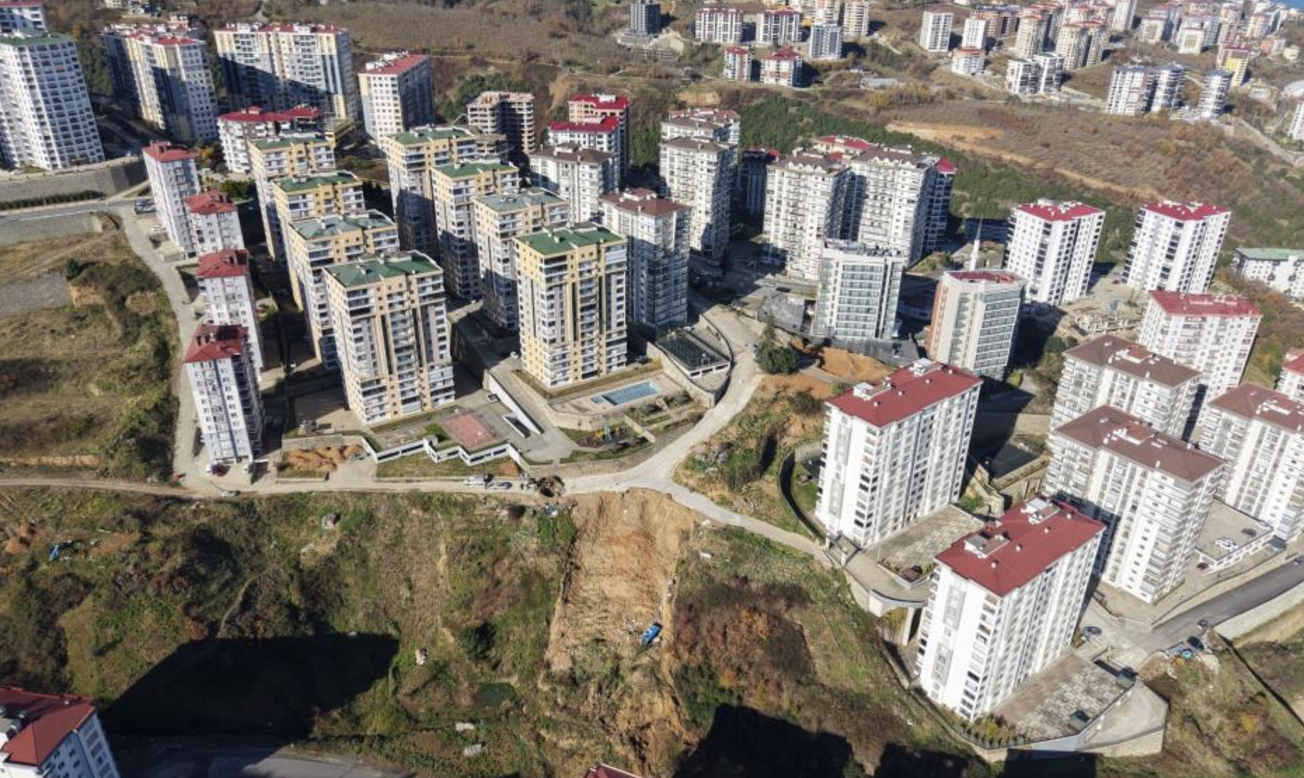 Ekran Resmi 2026 12 31 09.32.48