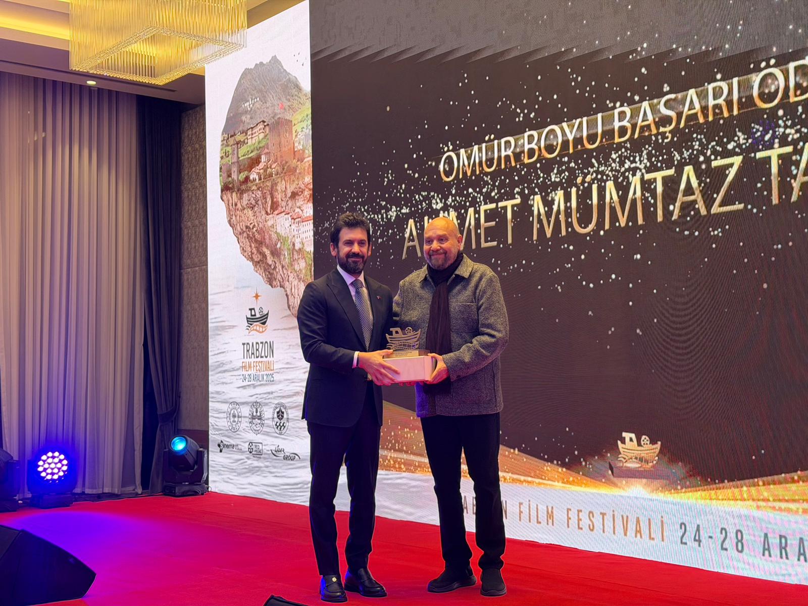 F85D327A 1Add 4E59 9C33 3328530Cb841