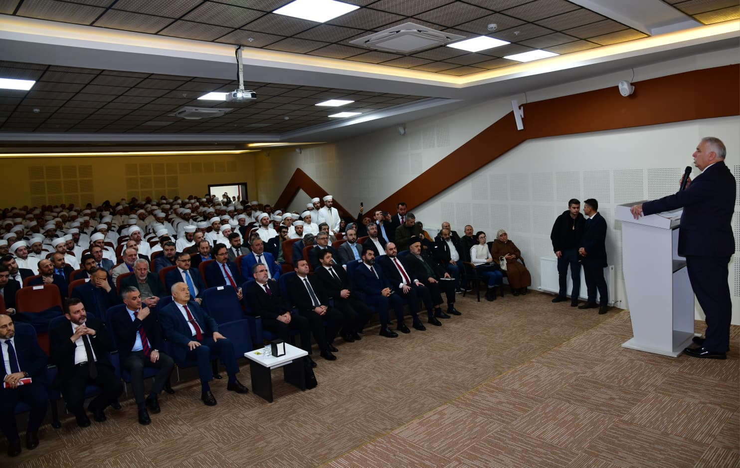 Ffd99916 D8E5 4C54 99D0 Bf6467Bf8791