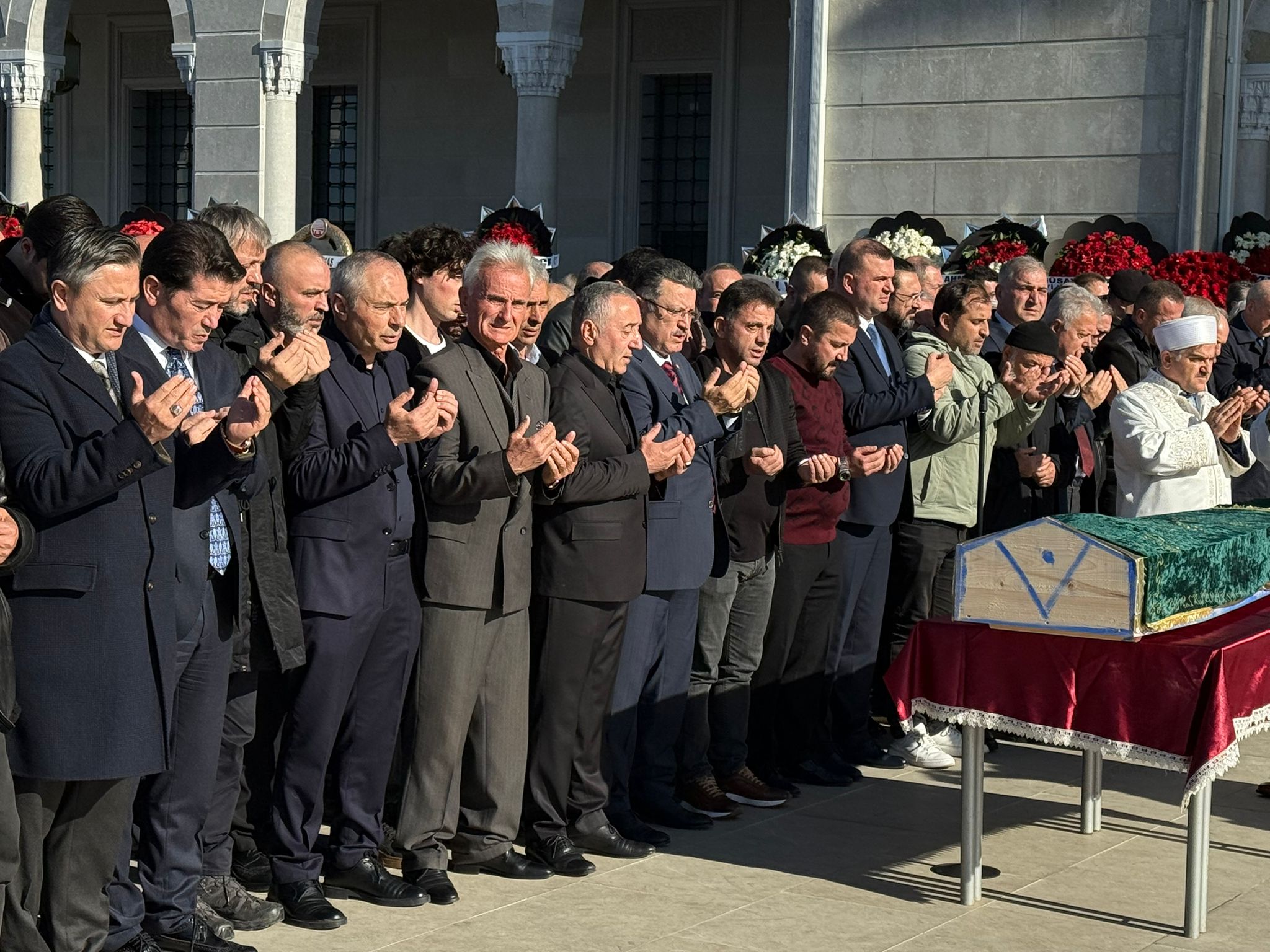 Whatsapp Image 2025 12 03 At 12.43.00