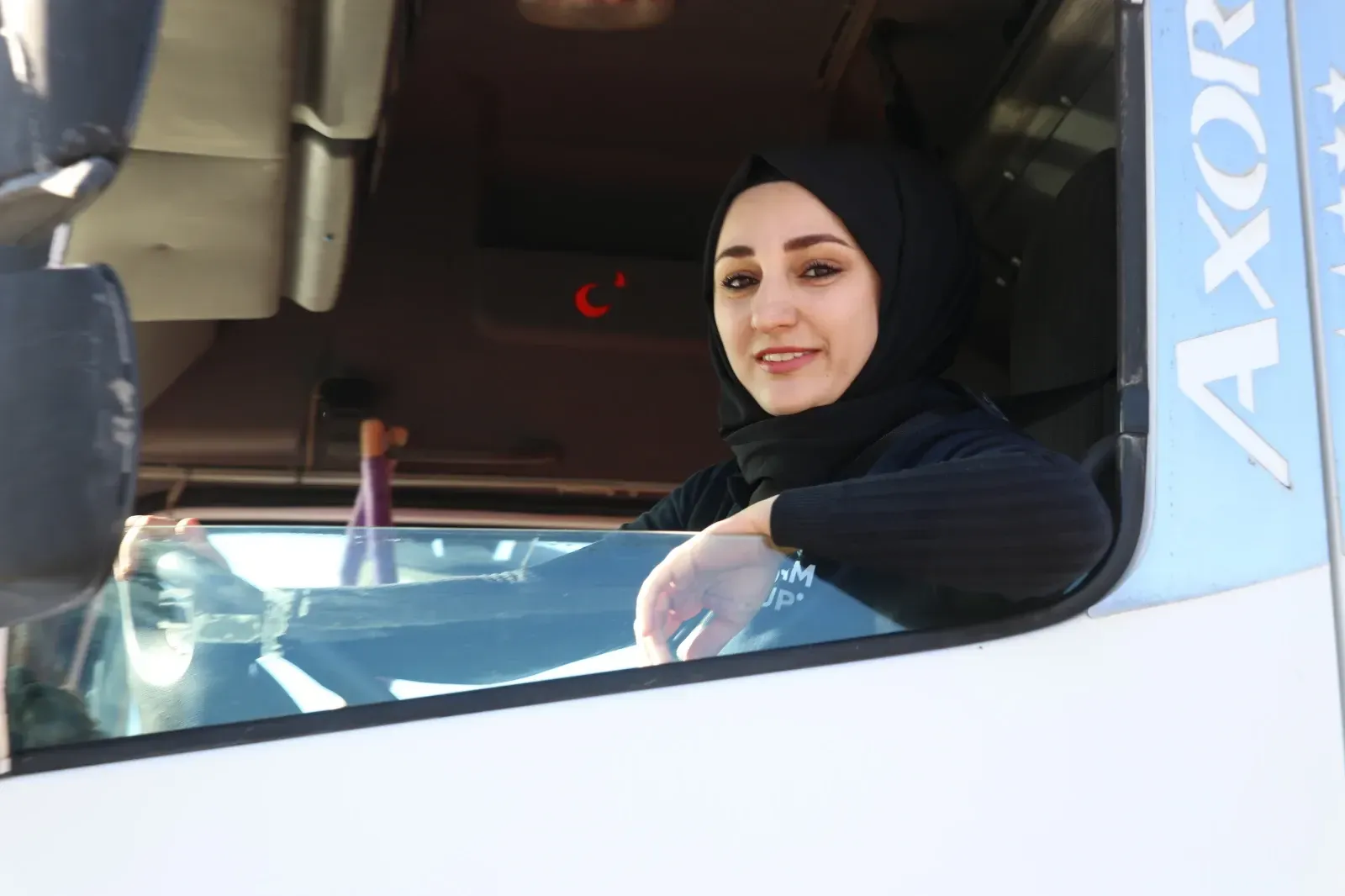 Yapamazsin Dediler Sivasin Ilk Kadin Tir Soforu Oldu2