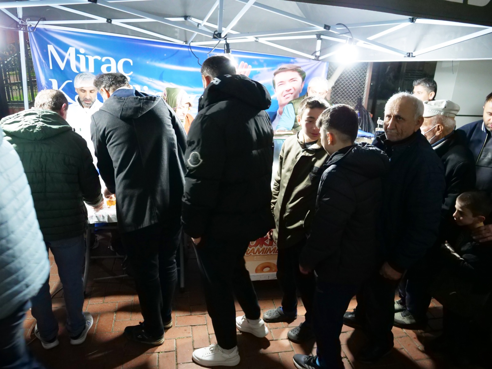 40Bbd0B8 C34B 449E B657 57114486857C