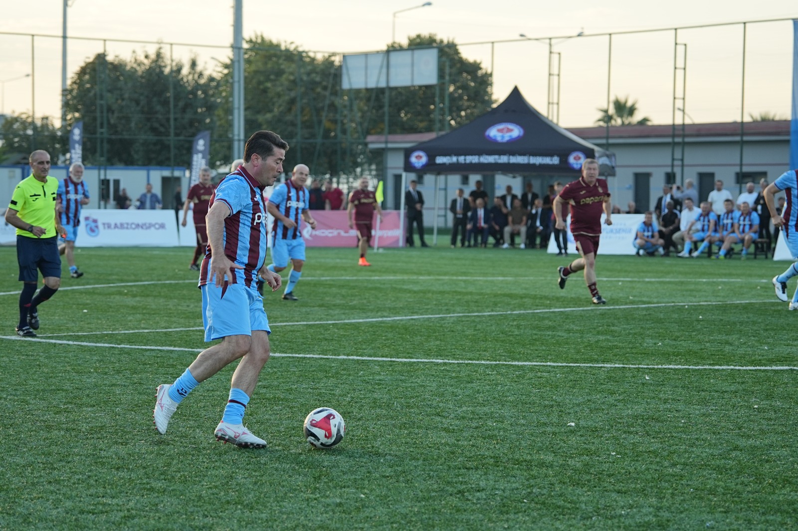 6C5322B5 3Eee 4034 Afea B023E621E9C1