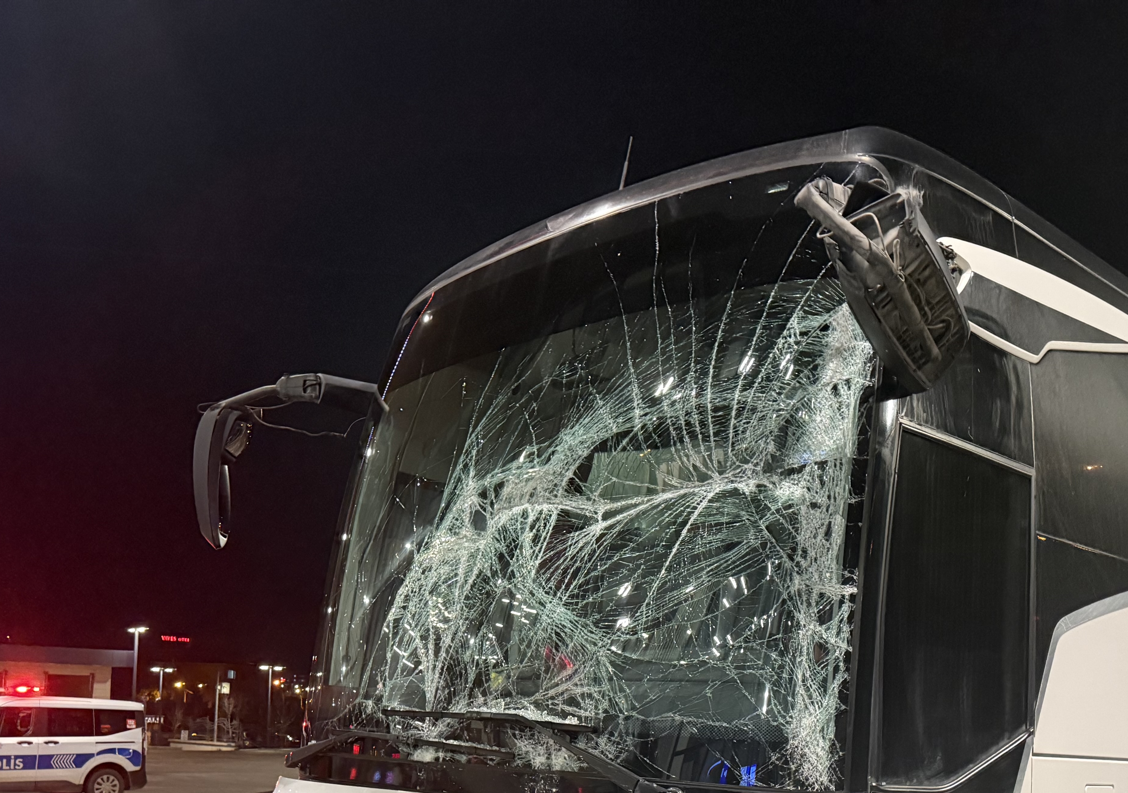 A A 20260123 40349905 40349903 T R A B Z O N D A T E R M I N A L D E O T O B U S U N C A R P T I G I C O C U K Y A R A L A N D I