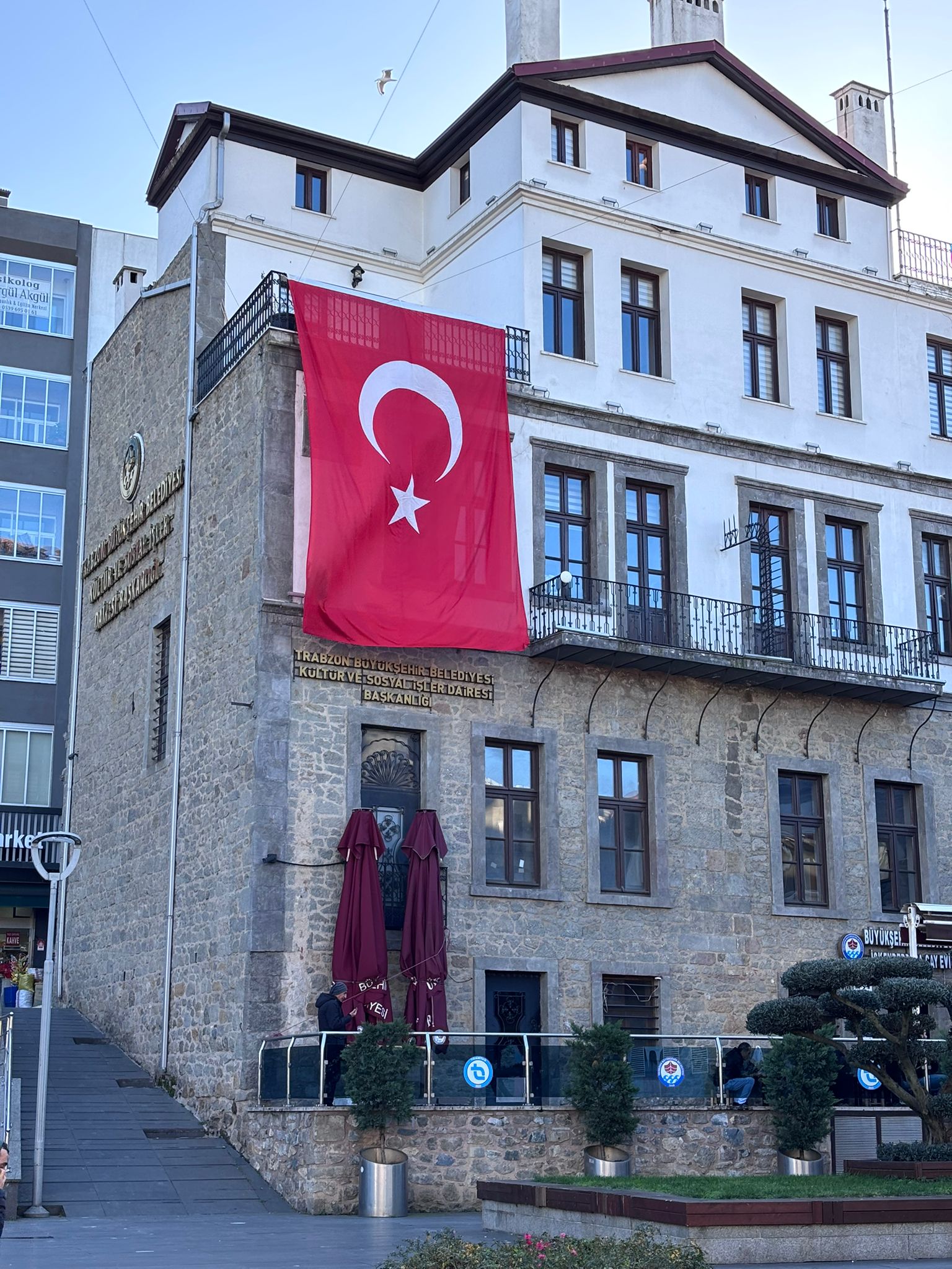 B4Ee3B3F Dc1F 43C5 B194 596221F1F9C1