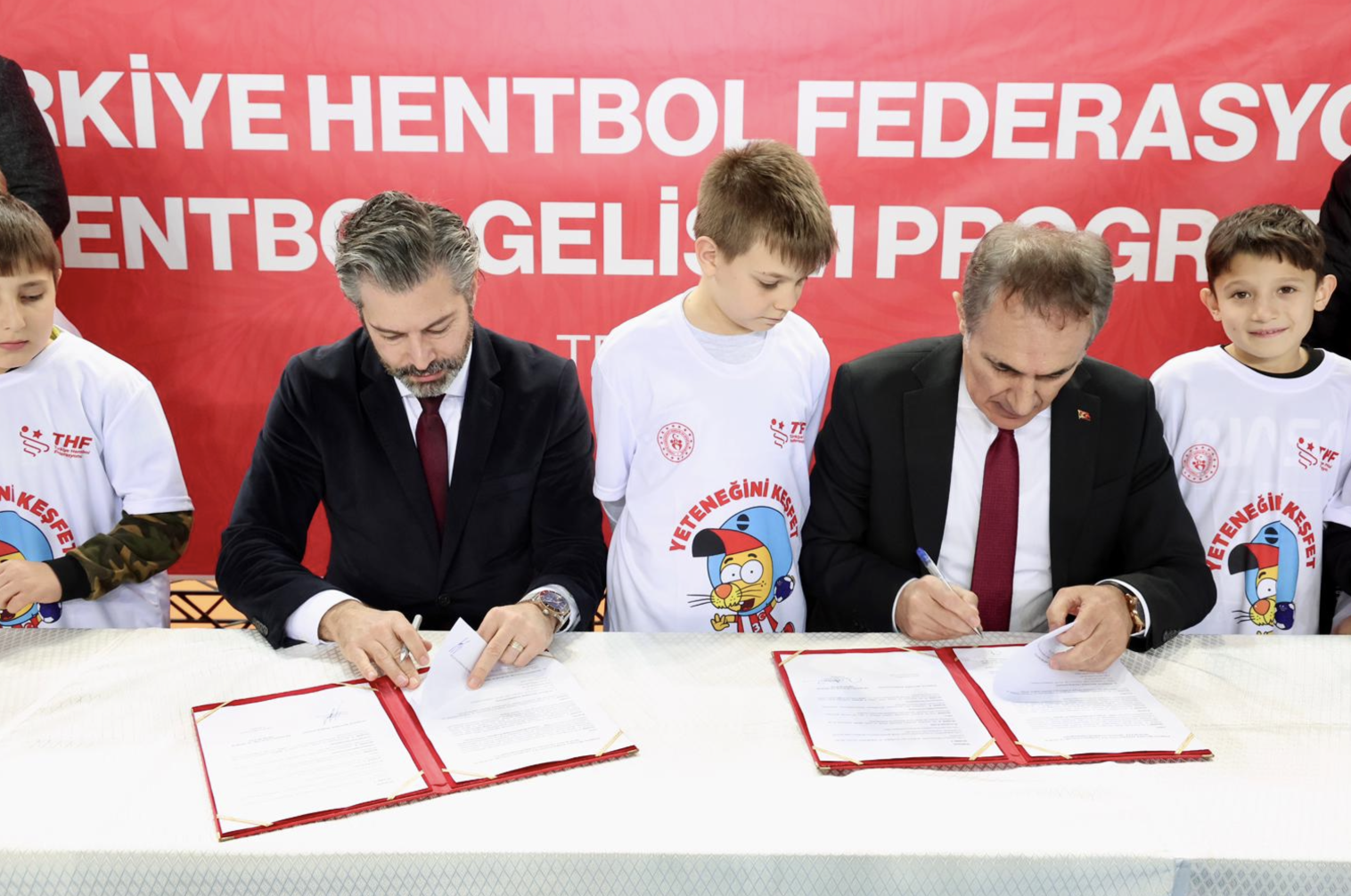 Ekran Resmi 2026 01 09 13.24.00