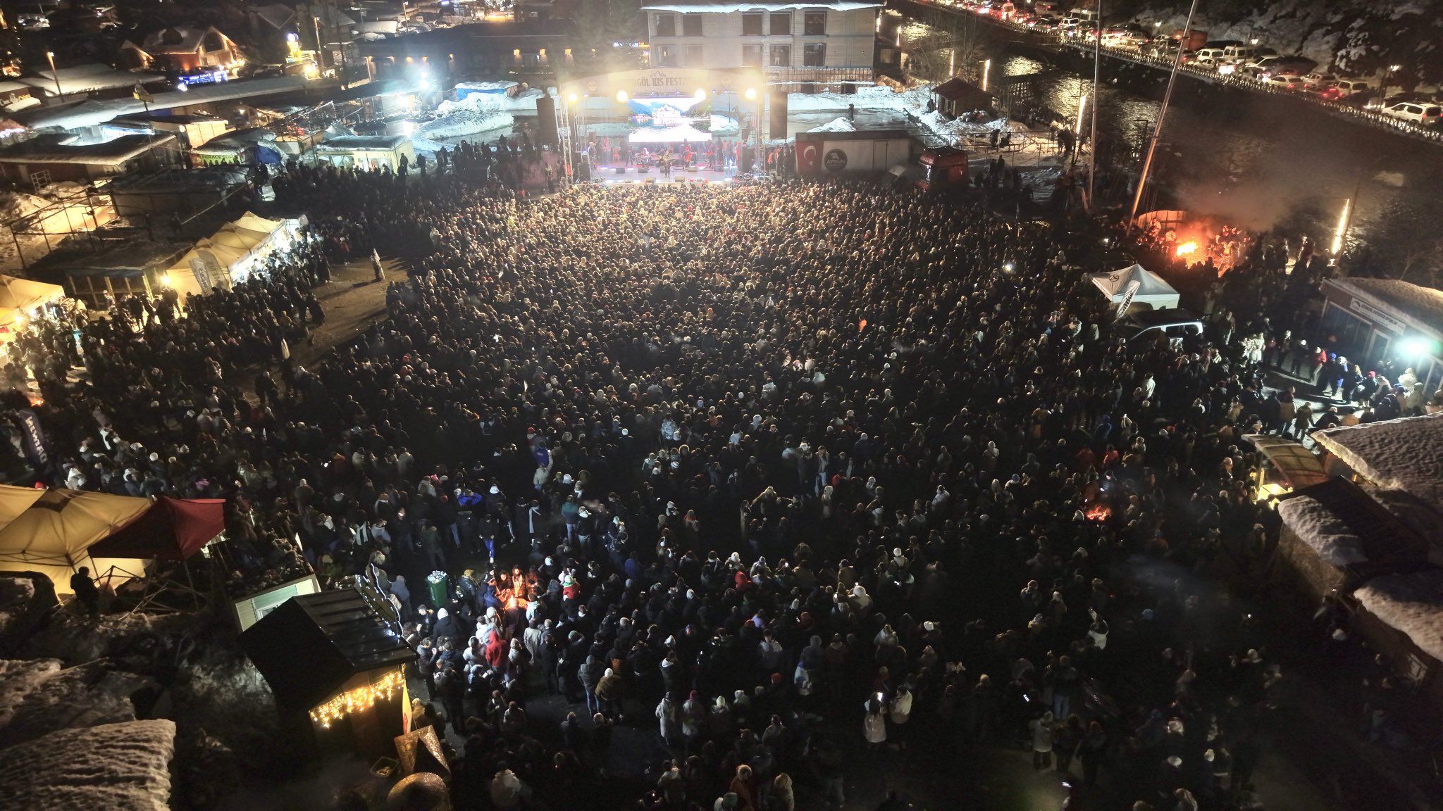 G H Rz7X W I A Abedo