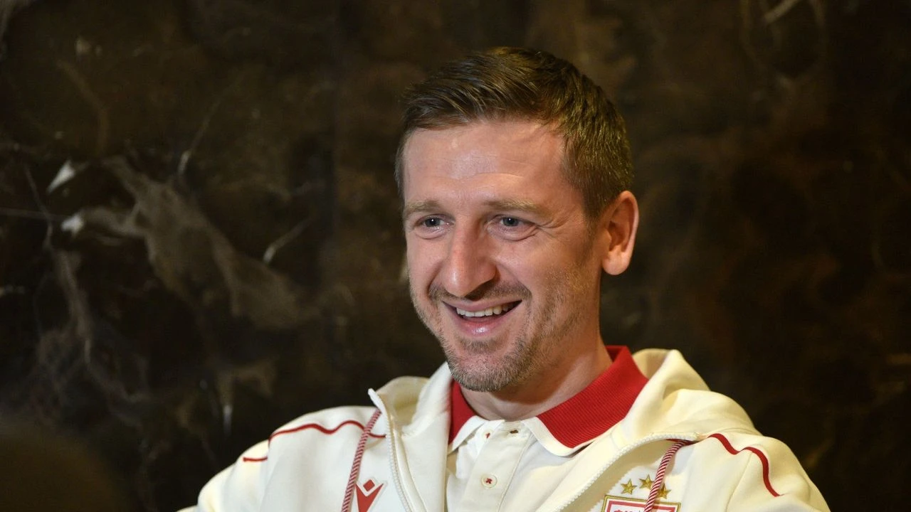 M A R K O M A R I N T U R K I Y E N I N G E N C F U T B O L C U L A 1102643 327330