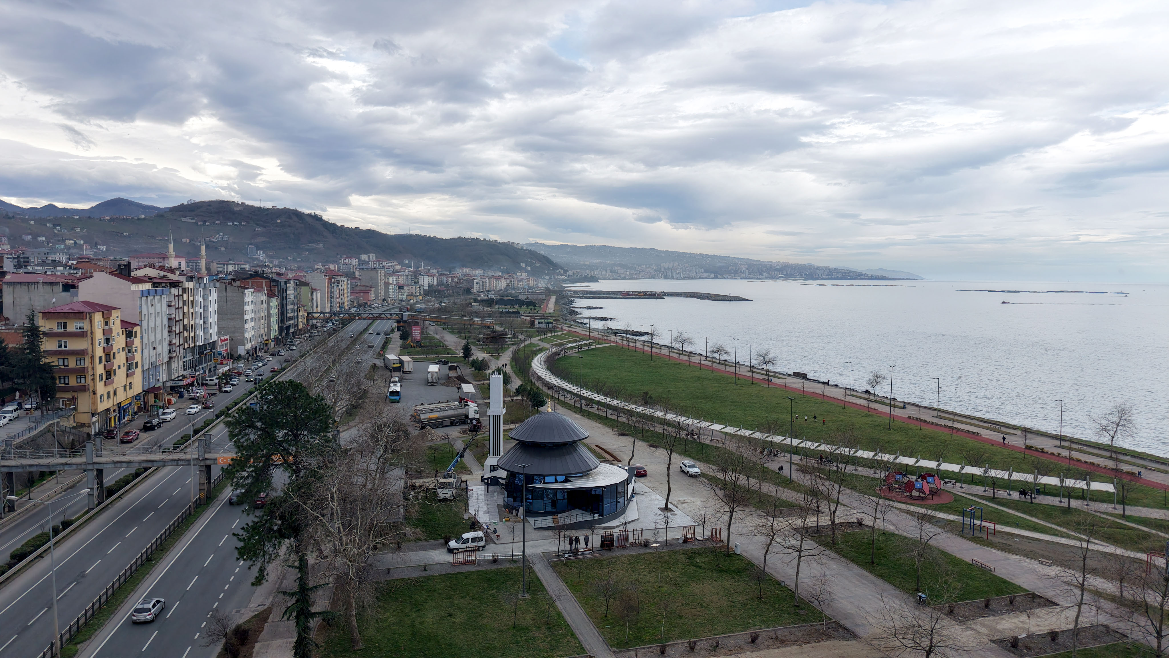 D E N I Z E N A Z I R C A M L I C A M I I L K T E R A V I H L E 1171952 348119