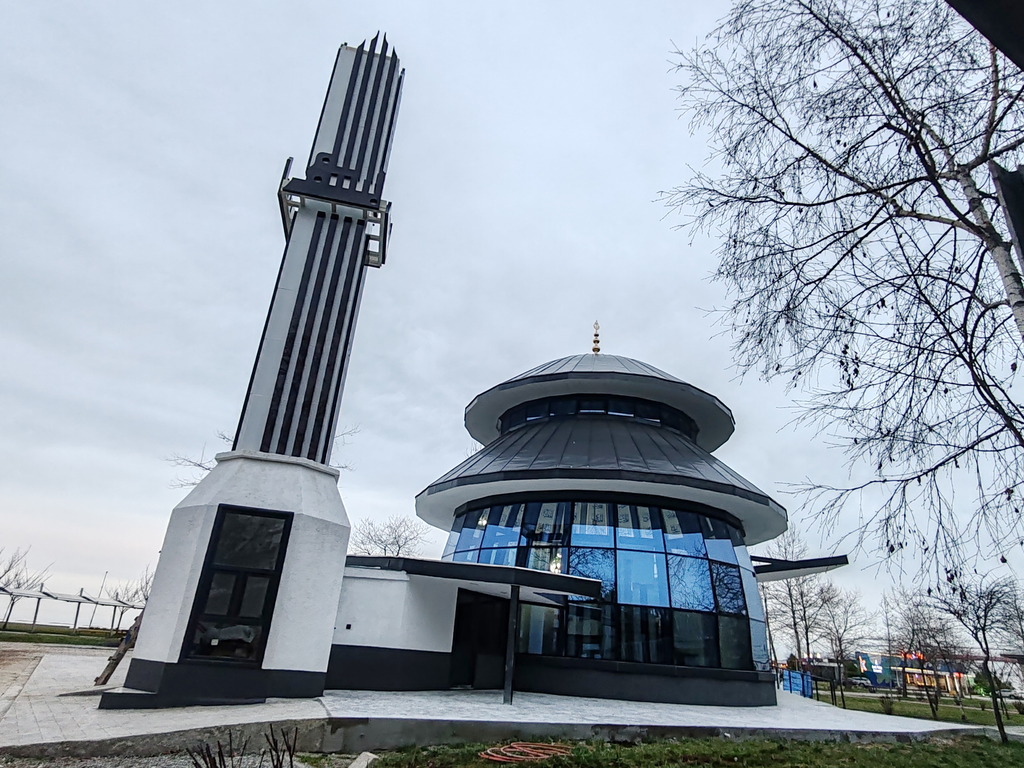 D E N I Z E N A Z I R C A M L I C A M I I L K T E R A V I H L E 1172205 348119