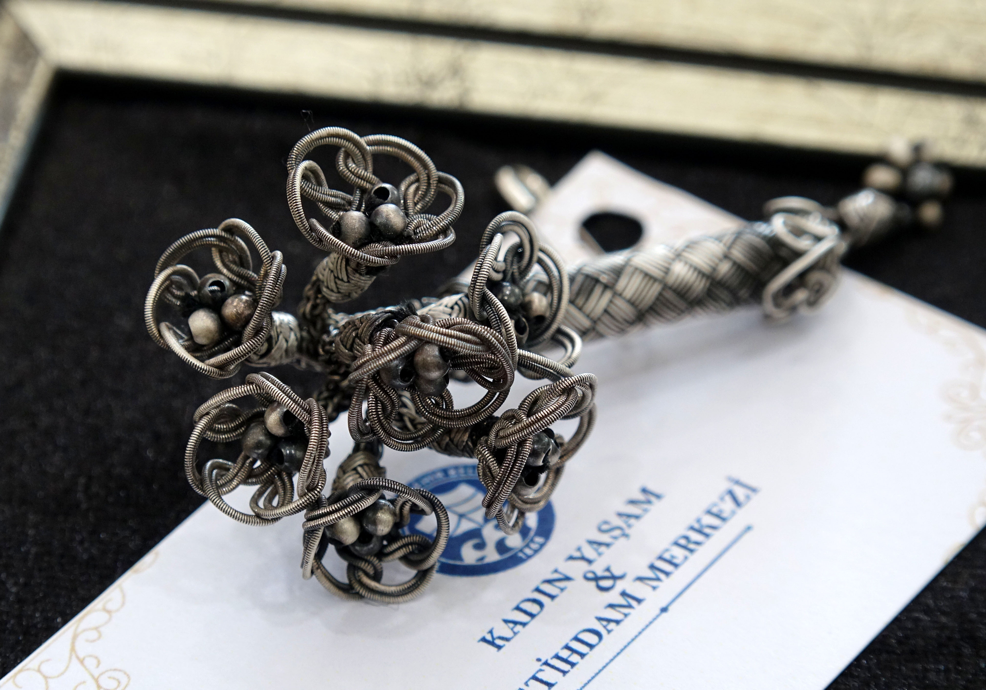 E N D E M I K B I T K I L E R T A K I V E K U M A S A D U Y G U L A 1181836 350820