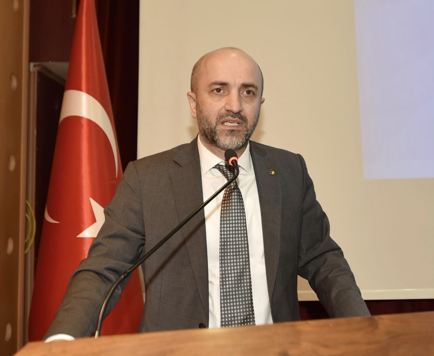 Ekran Resmi 2026 02 11 18.08.46