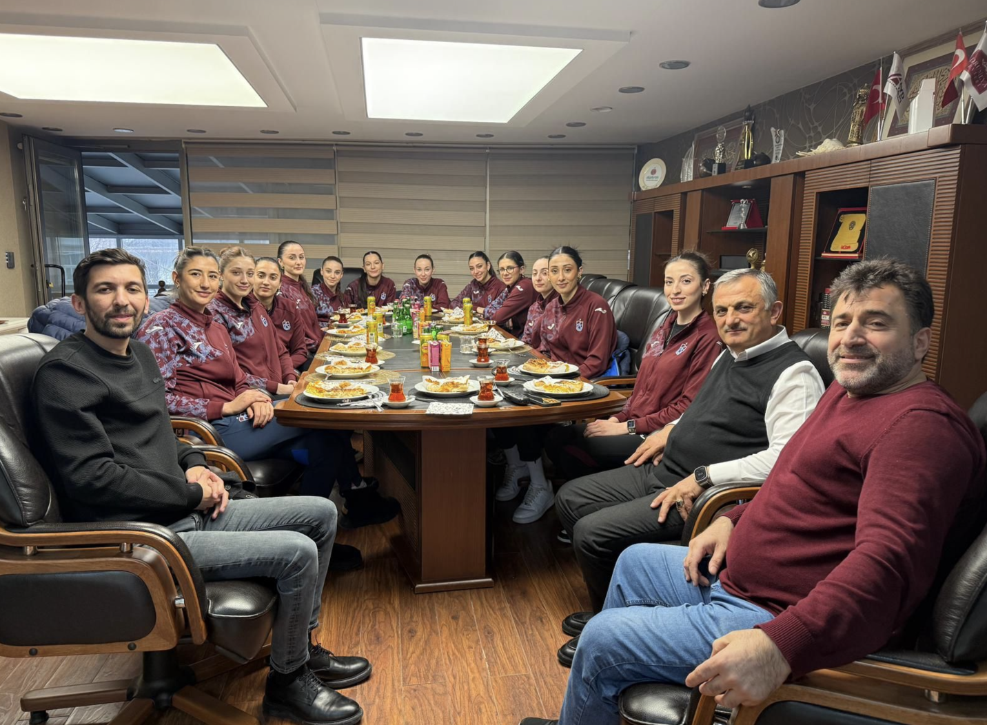 Ekran Resmi 2026 02 15 12.39.46