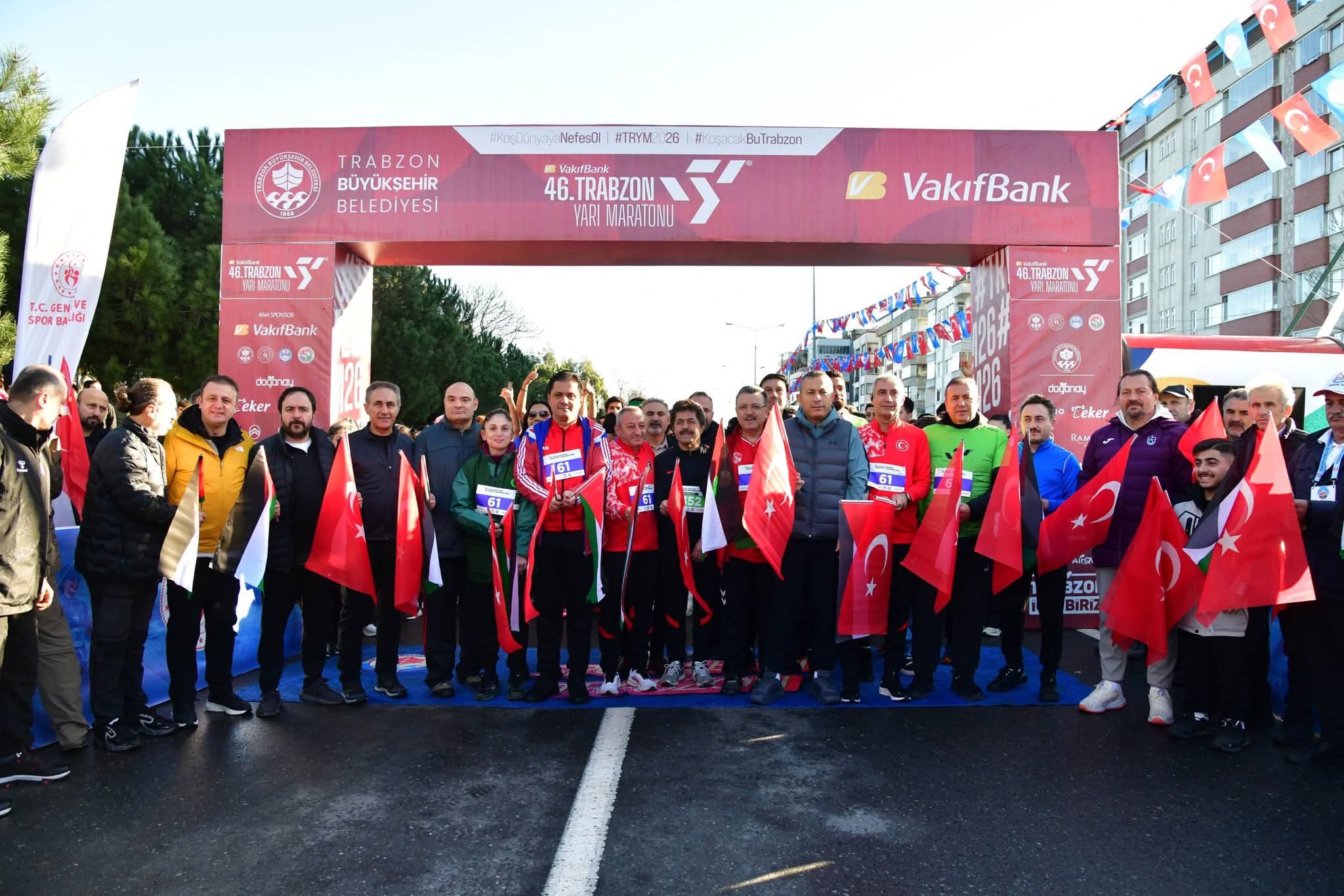 H B L25Ezak A M Zdq R