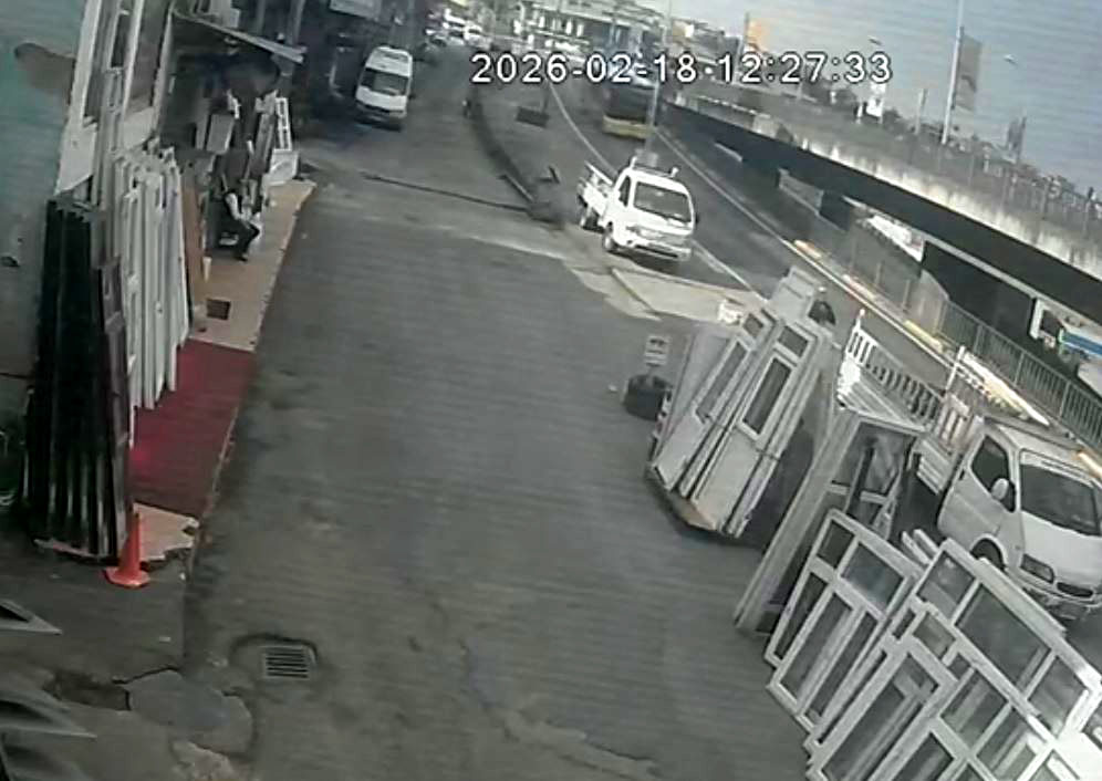 K O P E K T E N K A C A R K E N O T O B U S U N C A R P T I G I U N I V 1176581 349495