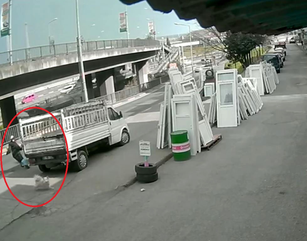 K O P E K T E N K A C A R K E N O T O B U S U N C A R P T I G I U N I V 1176586 349495