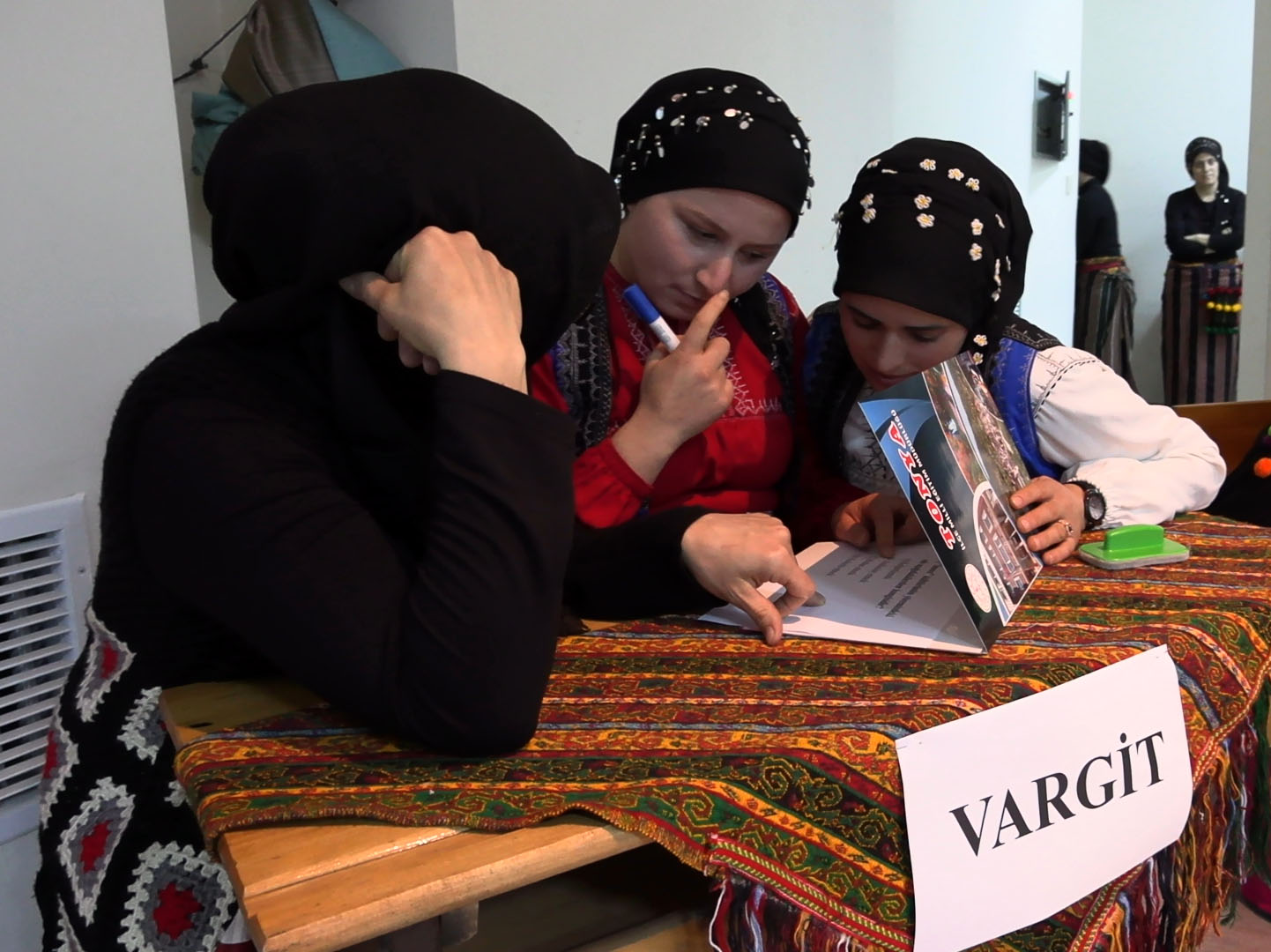 V E L I L E R I N B I L G I Y A R I S M A S I S O R U L A R T A R I H 1171354 347931