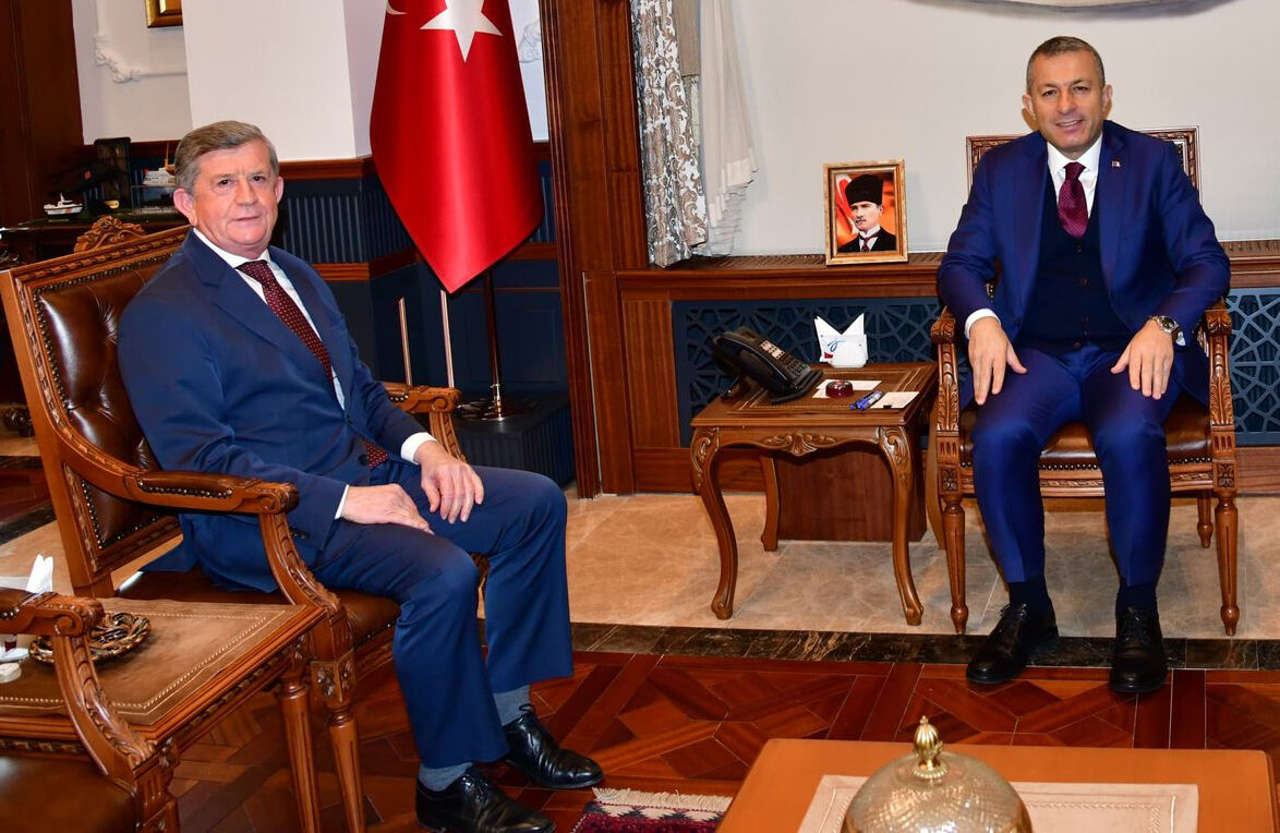 H C Zoh6 B M A A Rj0L