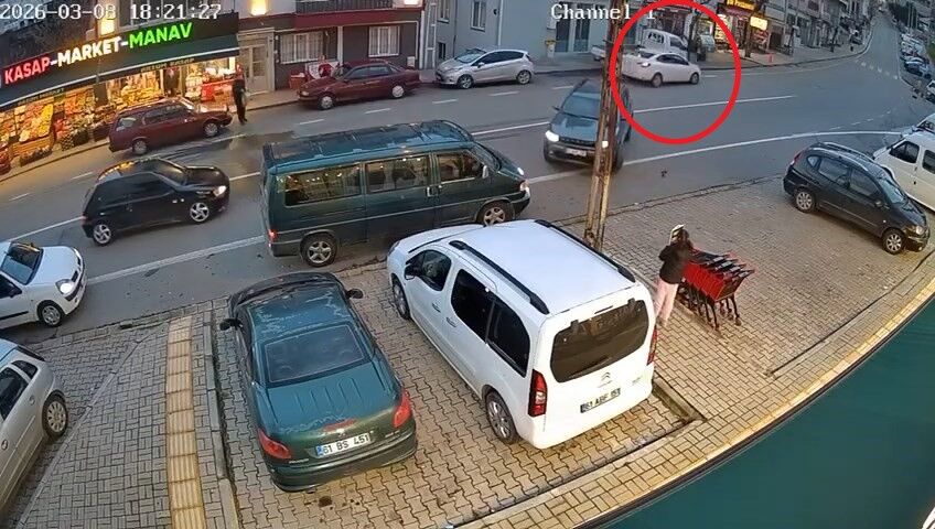 O T O M O B I L I N C A R P T I G I Y A Y A A G I R Y A R A L A N D I 1204342 358090