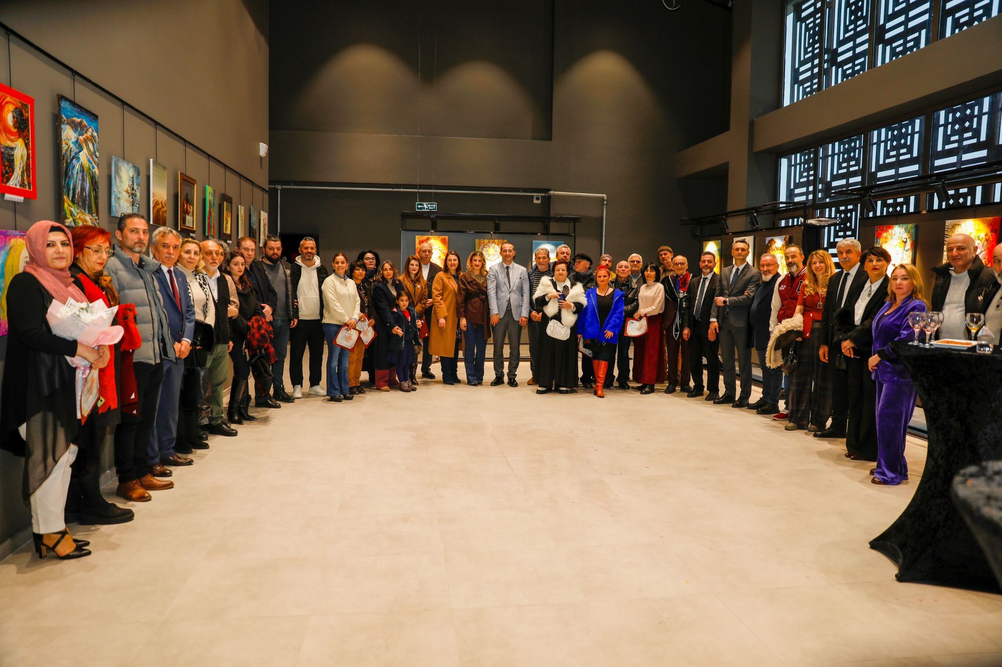 Resi̇m Sergi̇si̇ (3)