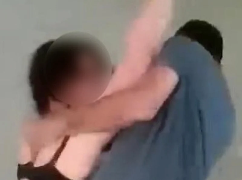 69D3B9D42Ac2F112 W1200Xh892.Jpg