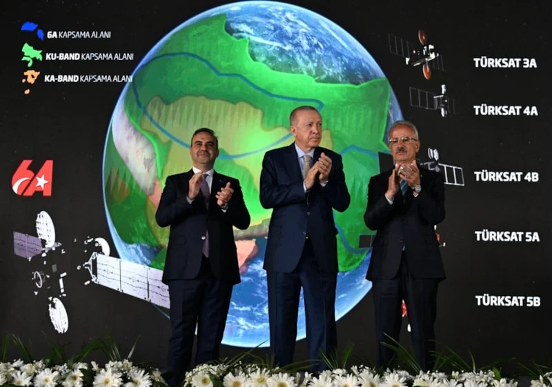 69E75B9B13760709 W1200Xh842 1.Jpg