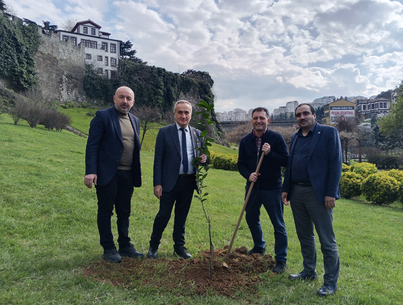 Ekran Resmi 2026 04 03 12.42.02