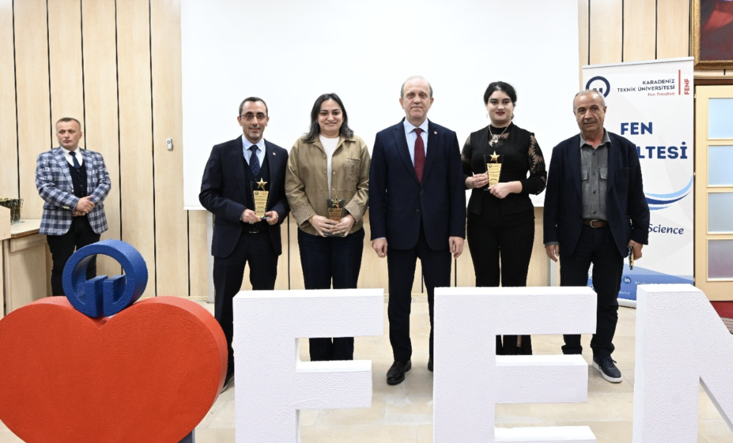 Ekran Resmi 2026 04 08 17.52.34