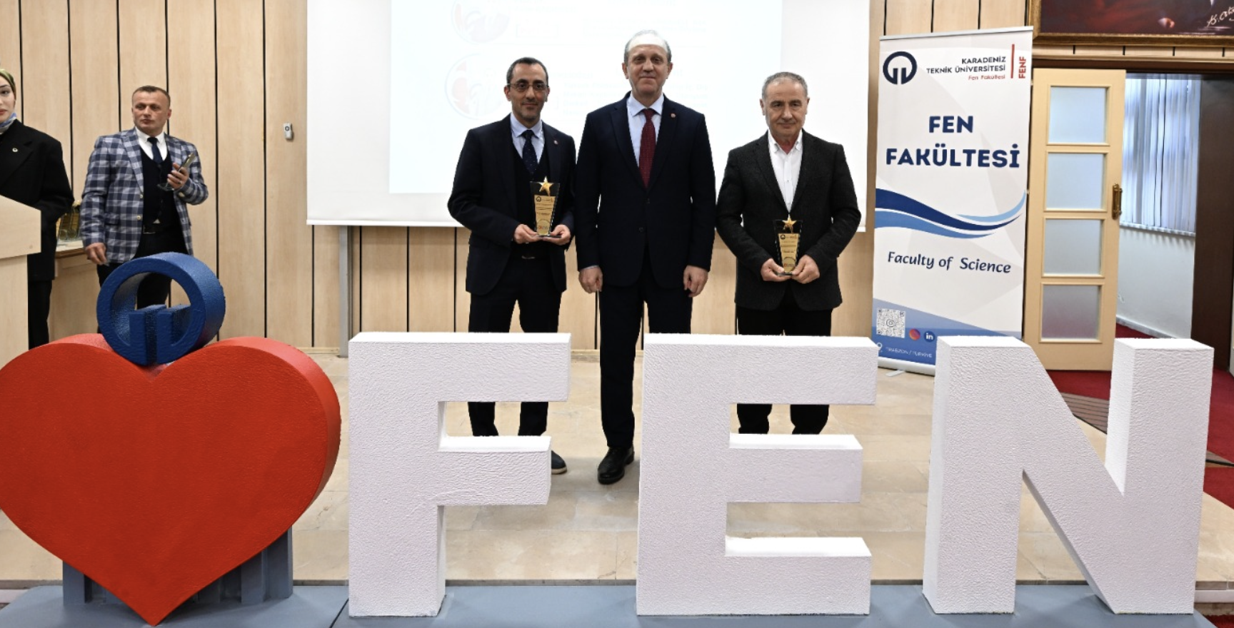 Ekran Resmi 2026 04 08 17.52.40