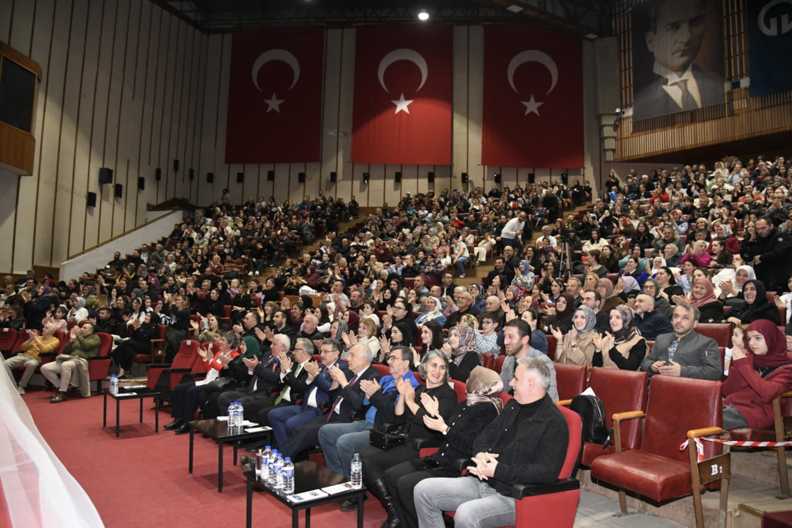 Ekran Resmi 2026 04 15 11.17.36