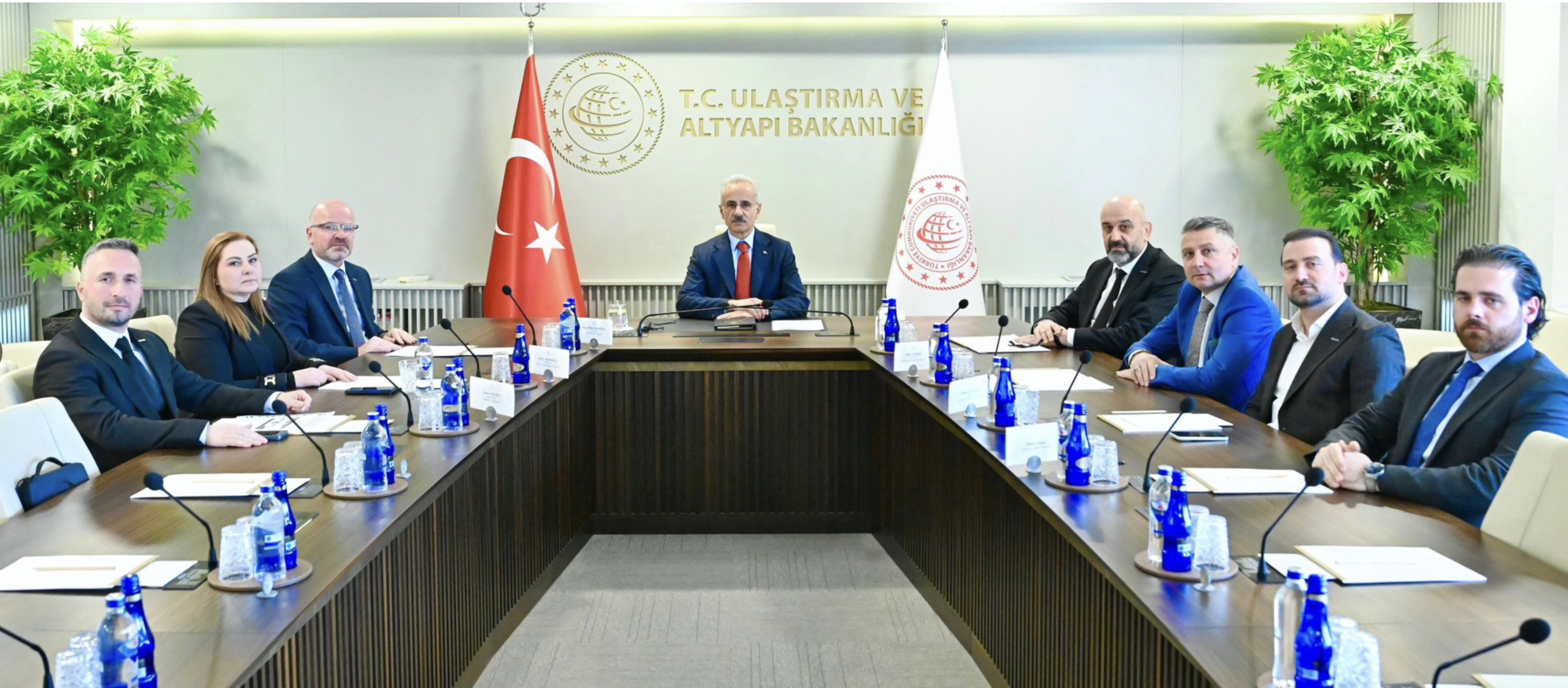 Ekran Resmi 2026 04 15 13.37.42