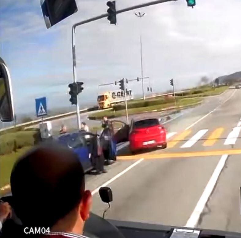 T R A F I K T E K I K A V G A D A O L E N E M E K L I O G R E T M E N I 1256622 373936