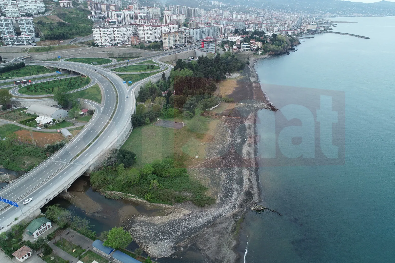 Yıldızlı93