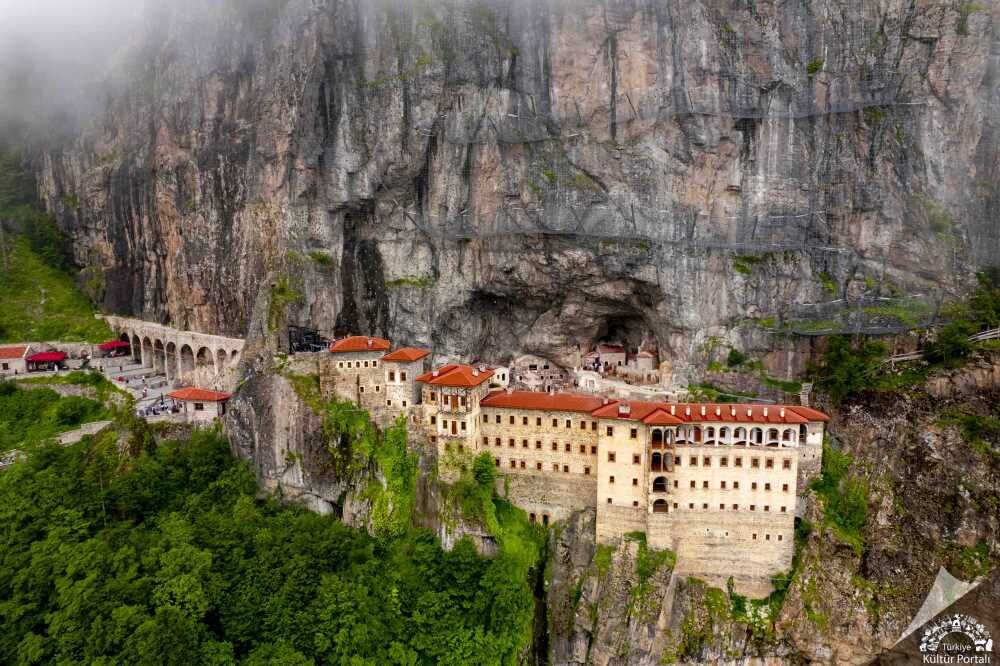 20251225115822358 Trabzon Sumela Manastiri(4) Kopya
