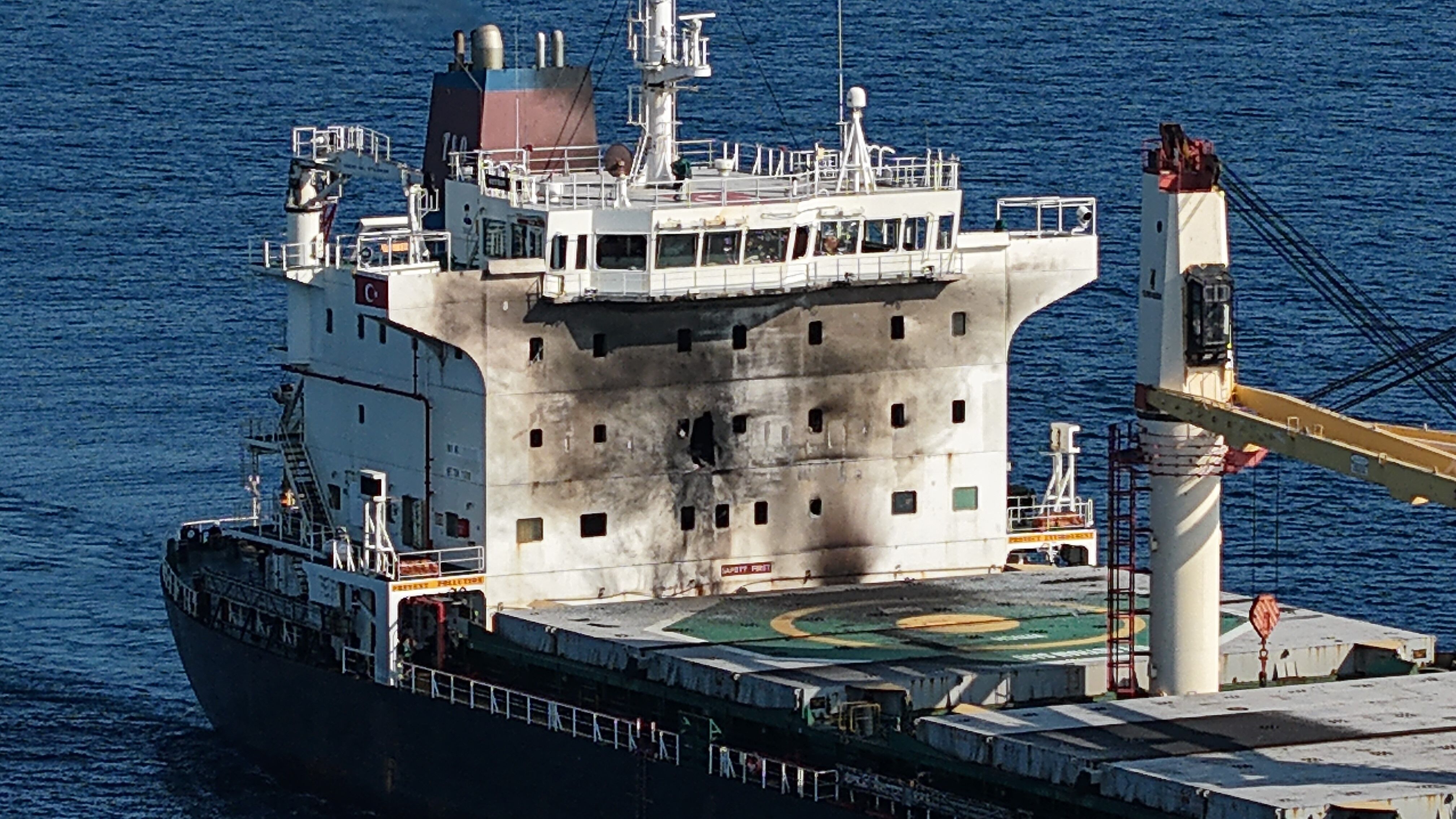 A W752449 11