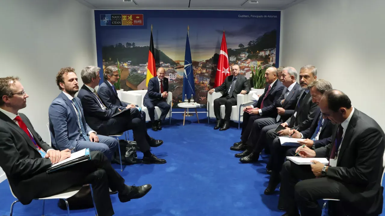 Cumhurbaşkanı Erdoğan, İspanya Başbakanı Sanchez ve Almanya Başbakanı Scholz ile görüştü